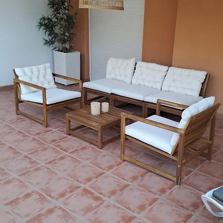Rubarsal 1e Menyber Apartament *